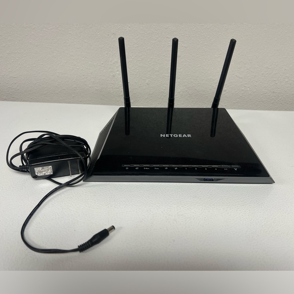 Netgear Smart WiFi Router R6400 Wireless Dual Band Gigabit Internet AC1750 - Picture 1 of 8
